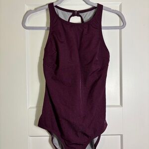 Speedo One Piece SwimSuit in Plum Women's‎ Size 6 Excellent Condition